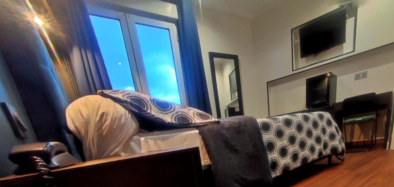 Hotel Moderne Saint-Denis  Zewnętrze zdjęcie